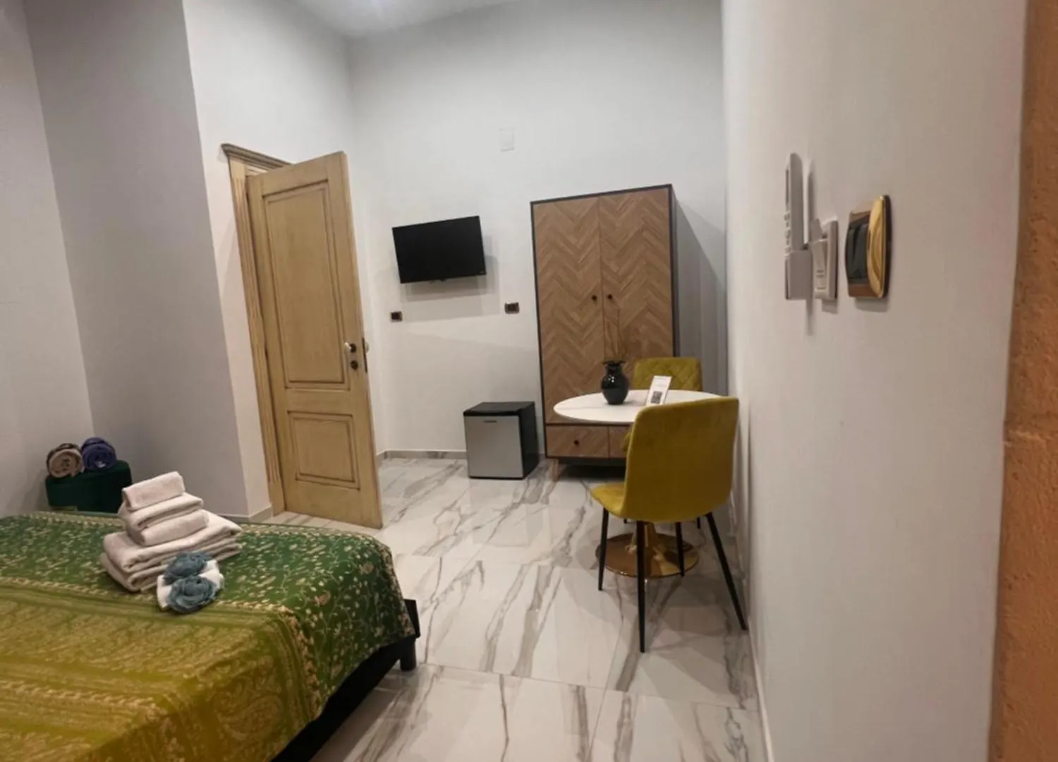 Handy Specus Brindisi